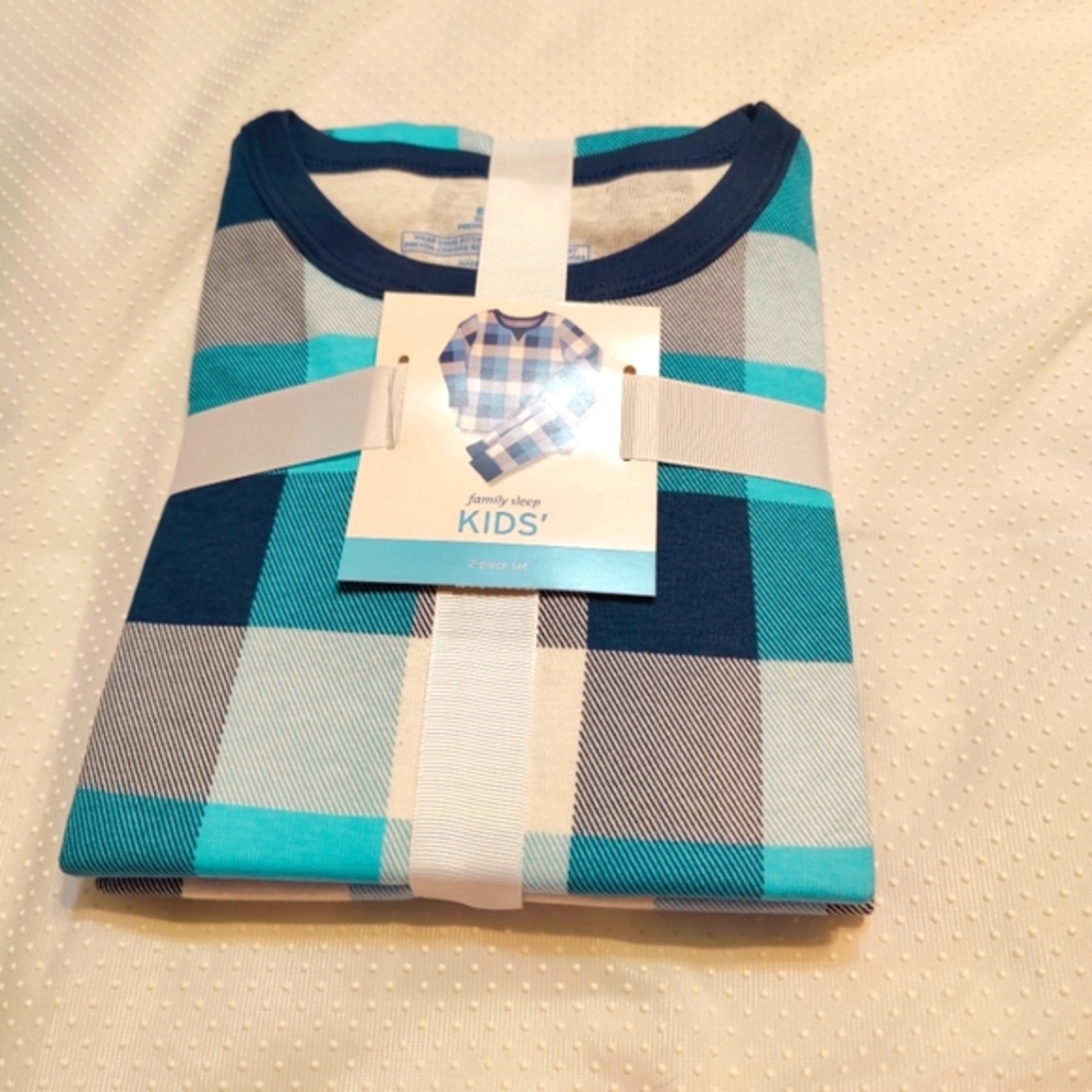Children's Plaid blue matching pajama NWT available in various size